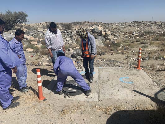 تنفيذ توصيلات صرف صحي في حي النظيم و الاحياء الجنوبية بتبوك